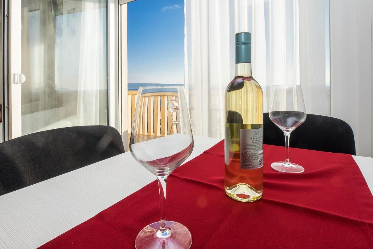 Apartma Toni 2000 *