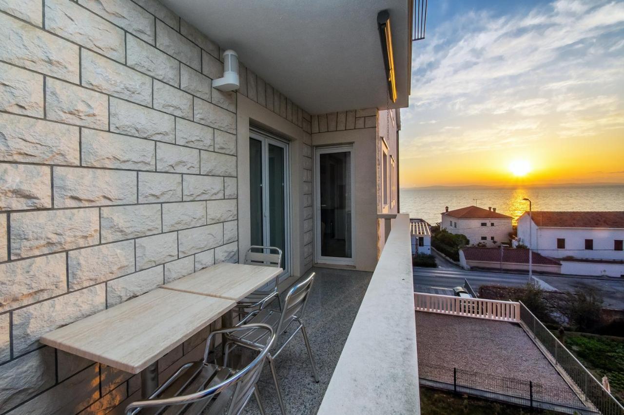 Toni 2000 Apartman *